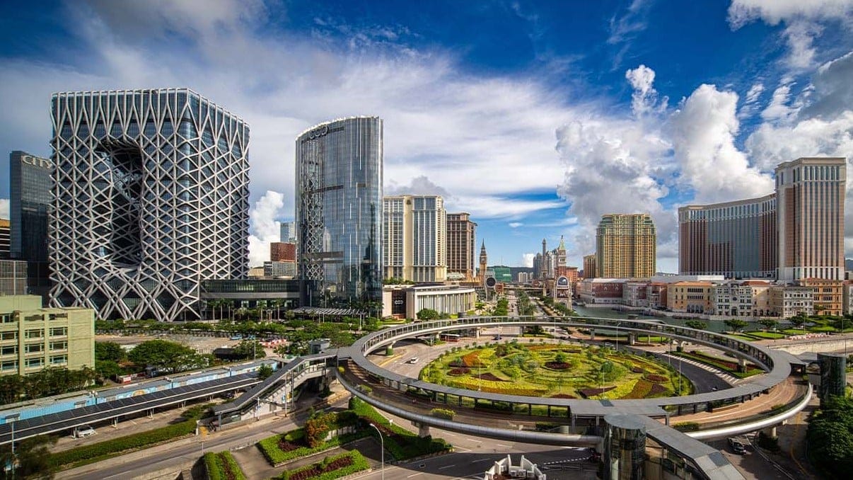 Macau April casino revenue up 5.5% year-on-year