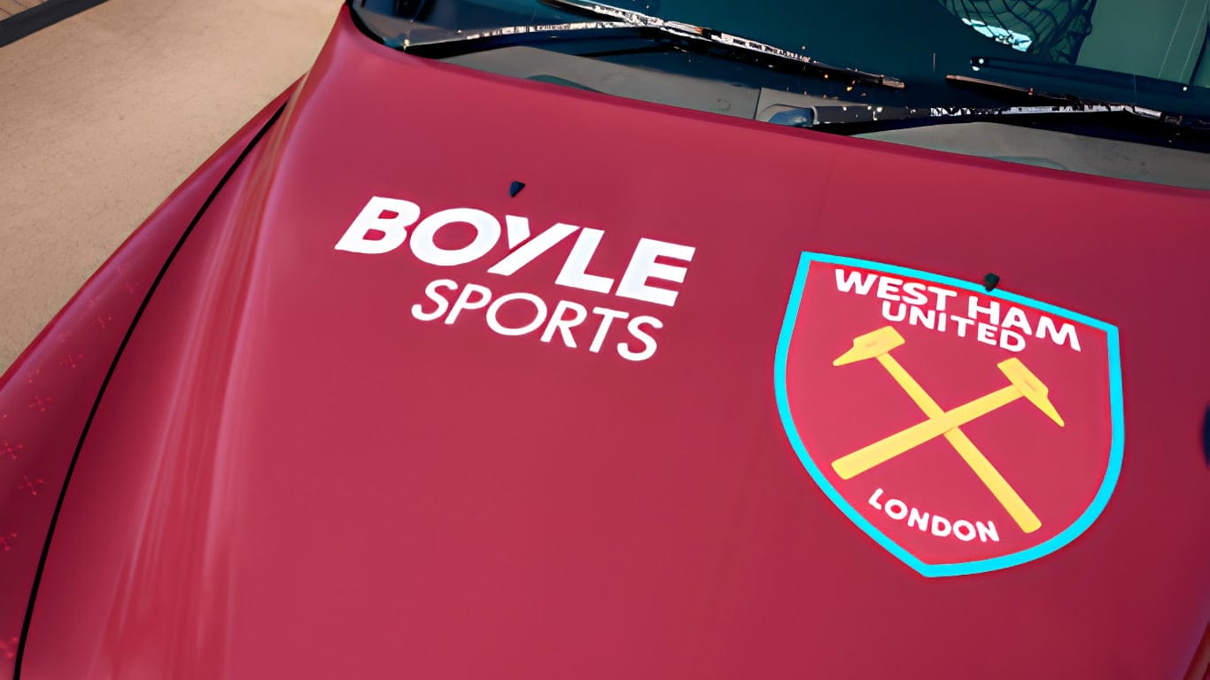 BOYLE Sports extends sponsorship deal with West Ham United until